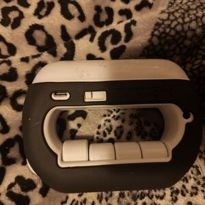 Black and White Portable Speaker